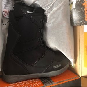 Thirty Two Black Snowboard Boots - Men’s 12